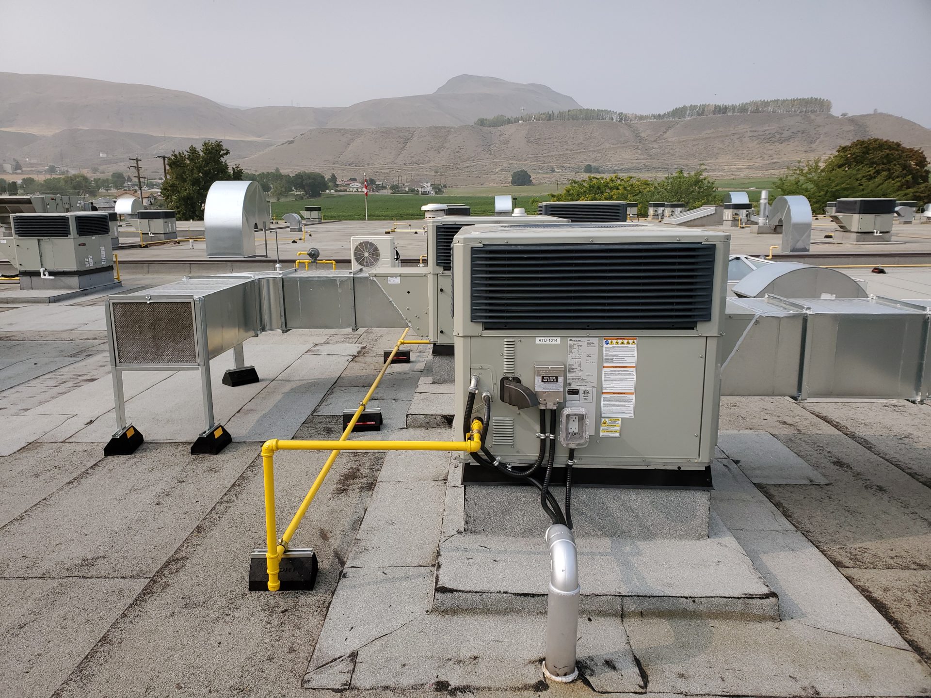 Roof HVAC engineering unit